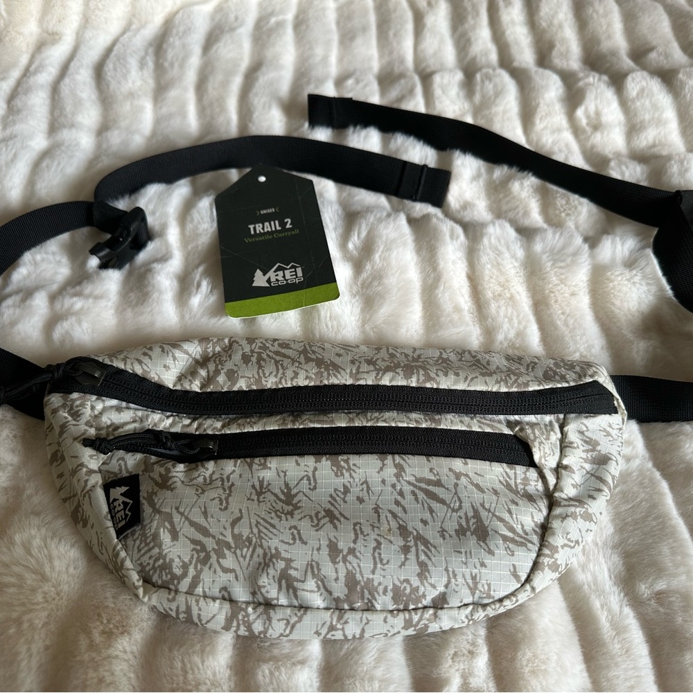 REI Trail 2 Waist Pack in Gray and Black